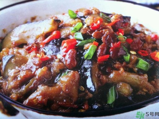 黃豆醬做什么菜好吃？黃豆醬的熱量？