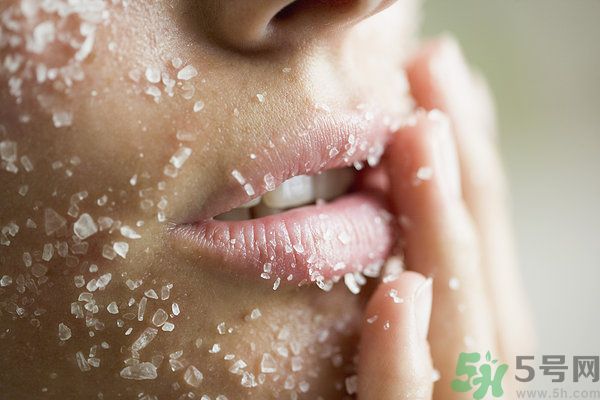 洗澡的時候可以敷面膜嗎？敷面膜和洗澡的順序