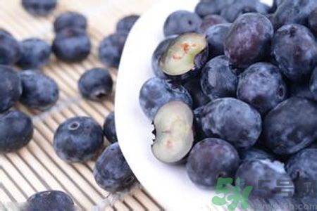 藍(lán)莓果醬怎么做好吃？藍(lán)莓果醬的做法
