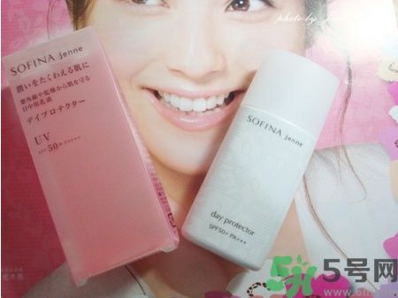 蘇菲娜sofina防曬霜哪款好用？sofina防曬白蕾絲藍(lán)蕾絲區(qū)別
