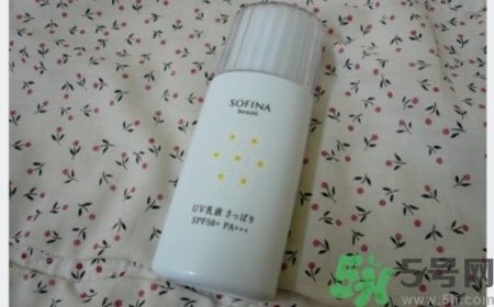 蘇菲娜sofina防曬霜哪款好用？sofina防曬白蕾絲藍(lán)蕾絲區(qū)別