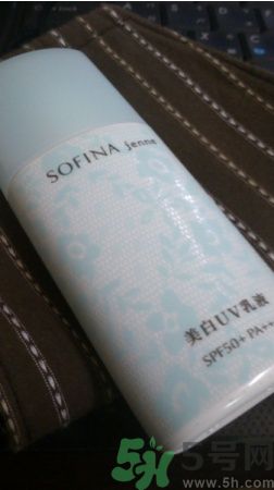 sofina蘇菲娜防曬霜要卸妝嗎？sofina防曬區(qū)別有哪幾種
