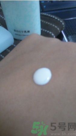 sofina蘇菲娜防曬霜要卸妝嗎？sofina防曬區(qū)別有哪幾種