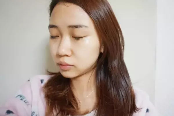 春雨黑盧卡面膜臉正在過敏可以用嗎？臉上過敏能用春雨黑盧卡面膜嗎
