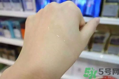AHC神仙水效果怎么樣？AHC神仙水怎么用？