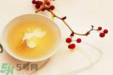月經(jīng)期間可以喝茉莉花茶嗎？月經(jīng)期間喝茉莉花茶好不好？
