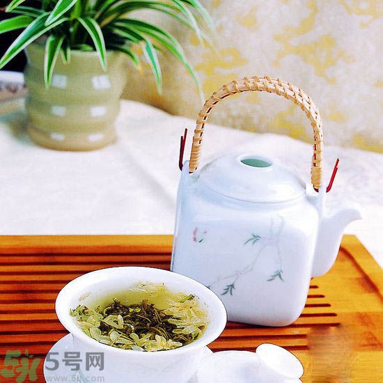 痛風(fēng)可以喝茉莉花茶嗎？痛風(fēng)喝茉莉花茶好嗎？