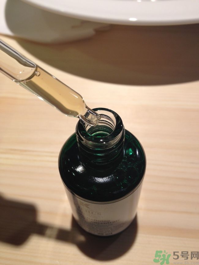 科顏氏藜麥煥膚精華怎么樣？科顏氏藜麥煥膚精華好用嗎