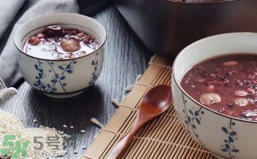 八寶粥可以隔夜吃嗎?隔夜的八寶粥能吃嗎? 八寶粥可以隔夜吃嗎?隔夜的八寶粥能吃嗎?