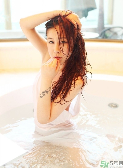 女性月經(jīng)期間可以做愛嗎？月經(jīng)期間做愛女性會得婦科病嗎？