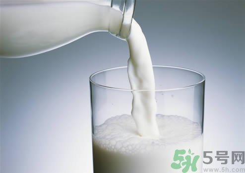 如何在家自制補(bǔ)水面膜？自制的面膜好用嗎？