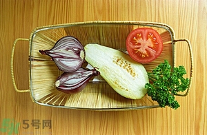 白茄子能治雀斑嗎？白茄子可以祛斑嗎？