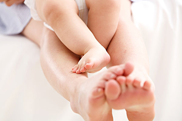 寶寶腳脫皮怎么辦？寶寶腳脫皮如何治療？
