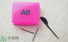 單眼皮怎么變雙眼皮了？單眼皮上面有一條線