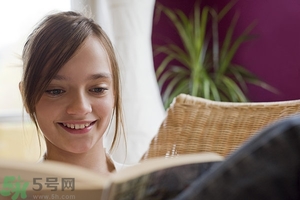 13歲女生胸部發(fā)育了正常嗎？13歲女生胸部發(fā)育要注意什么？
