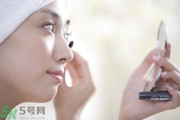 熬夜流鼻血是怎么回事？熬夜流鼻血怎么辦？