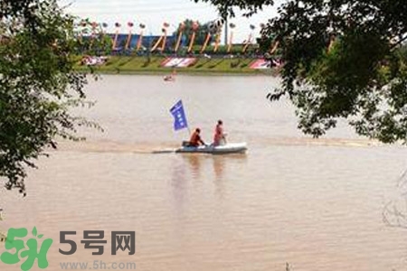 游泳喝到污水了怎么辦？游泳喝到臟水了會怎樣？