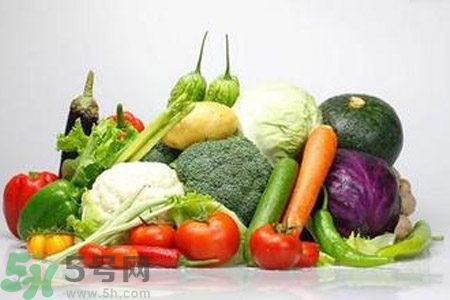 被洪水淹過的菜可以吃嗎？被洪水淹過的菜吃了對身體有害嗎？