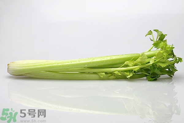 芹菜對(duì)精子有害嗎？芹菜對(duì)精子質(zhì)量有什么影響？