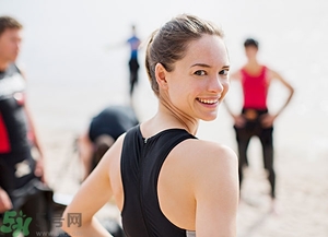 浮潛是什么意思？深潛和浮潛有什么區(qū)別？?