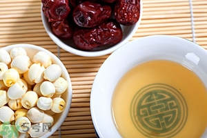 喝蓮子心能減肥嗎？蓮子心泡茶喝能減肥嗎？