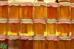 蜂蜜水一天喝幾次最好？一天喝多少蜂蜜水最好？