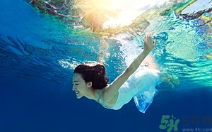 潛水能化妝嗎？女生潛水可以不可以化妝？