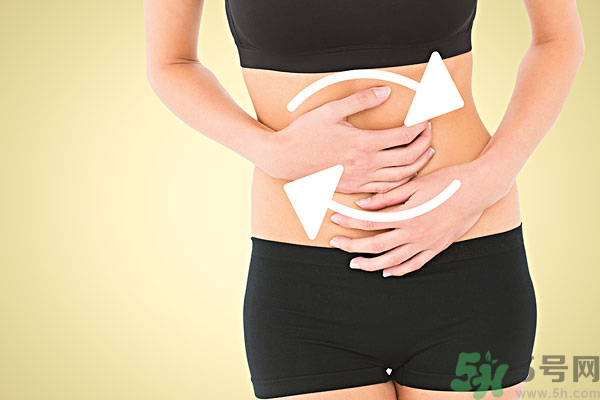 右上腹部疼痛的可能原因？右上腹部隱痛的病因脅骨下按壓痛