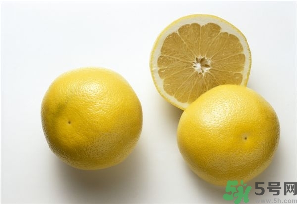 柚子是熱性的嗎？吃柚子要注意什么？