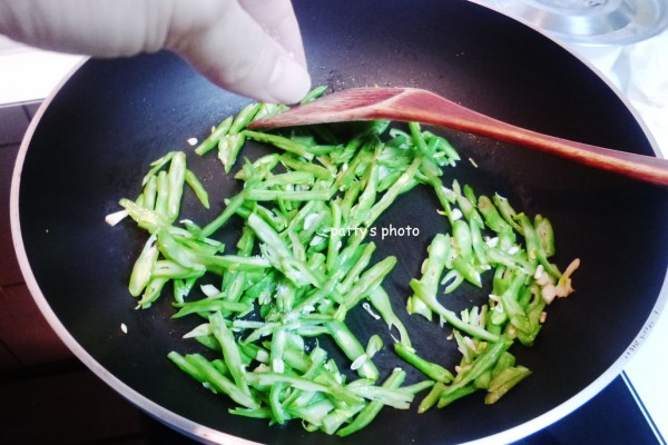 豆角隔夜還能吃嗎？隔夜的豆角能吃嗎？