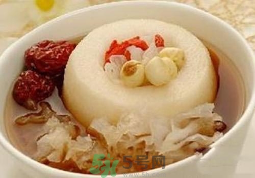 冰糖雪梨要去核嗎？燉冰糖雪梨要去核嗎？
