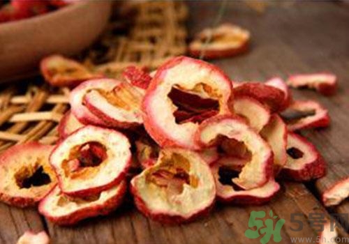 吃山楂片會上火嗎？上火可以吃山楂片嗎？