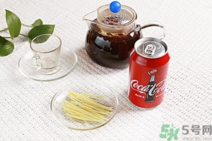 可樂(lè)能和咖啡一起喝嗎？咖啡和碳酸飲料能一起喝嗎？