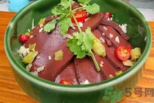 寶寶可以吃豬血嗎？寶寶多大可以吃豬血？