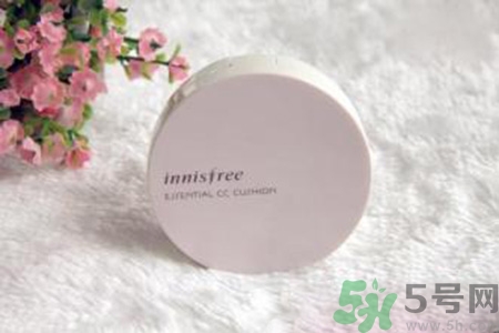 悅詩風(fēng)吟瑩潤調(diào)色氣墊隔離霜怎么用？悅詩風(fēng)吟瑩潤調(diào)色氣墊隔離霜使用方法