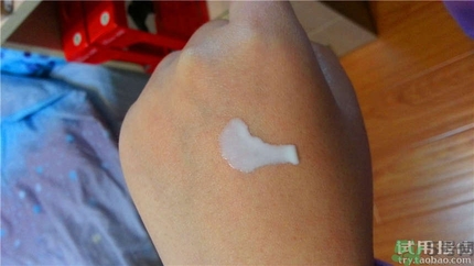 安耐曬小金瓶怎么樣?安耐曬小金瓶好用嗎? 安耐曬小金瓶怎么樣?安耐曬小金瓶好用嗎?