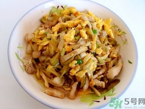 如何自制榨菜？新鮮榨菜怎么吃？