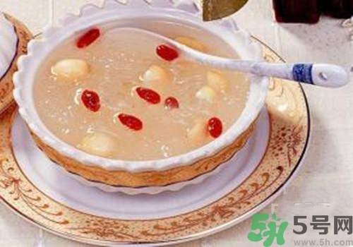 吃燕窩會上火嗎？吃燕窩會不會上火？