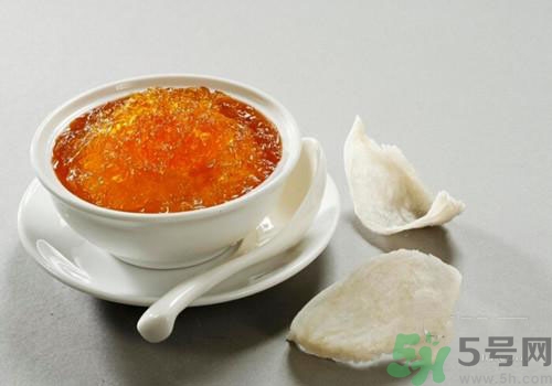 燕窩是燕子的窩嗎？燕窩是什么東西？