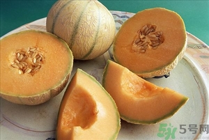 香瓜瓤籽可以吃嗎？香瓜皮能吃嗎？