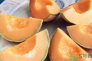 香瓜瓤籽可以吃嗎？香瓜皮能吃嗎？