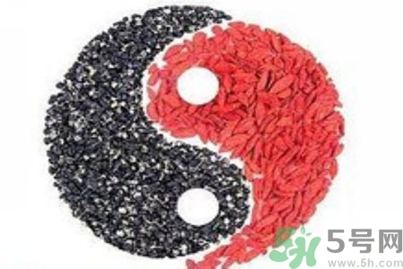 黑枸杞和紅枸杞有什么區(qū)別？黑枸杞和紅枸杞哪個(gè)好？