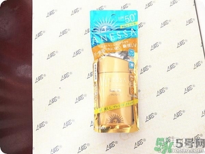 安耐曬為什么那么?。堪材蜁袷撬疇钜后w的嗎？