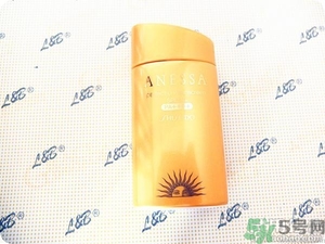 安耐曬為什么那么?。堪材蜁袷撬疇钜后w的嗎？