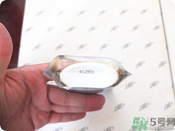 安耐曬為什么那么稀？安耐曬是水狀液體的嗎？