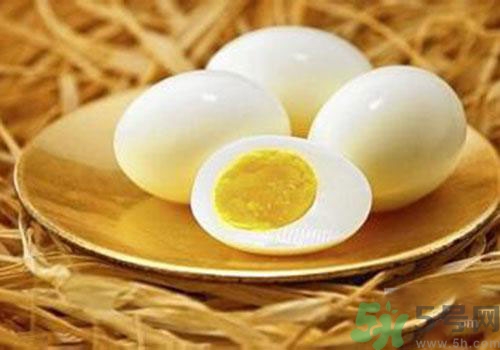 煮熟的雞蛋隔夜可以吃嗎？吃了隔夜的熟雞蛋有什么危害？
