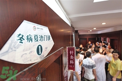 經(jīng)期可以貼三伏貼嗎？來(lái)月經(jīng)可以貼三伏貼嗎？