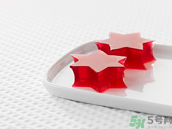 果凍吃了會(huì)胖嗎？果凍的熱量高嗎？