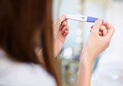 用驗孕棒測出懷孕但是來月經(jīng)是怎么回事？