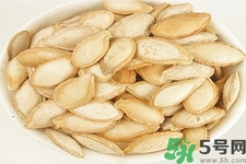 吃南瓜子的好處？吃南瓜子的壞處？